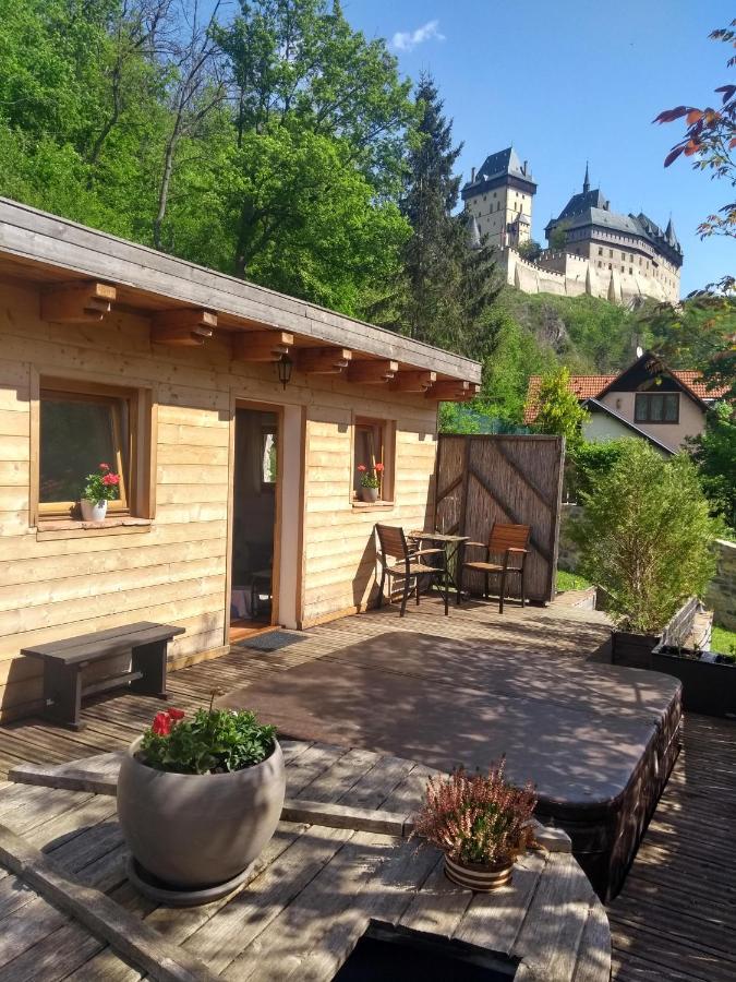 Stodola-Soukromy Apartman Pro Dva S Venkovni Virivkou Карлштейн Экстерьер фото